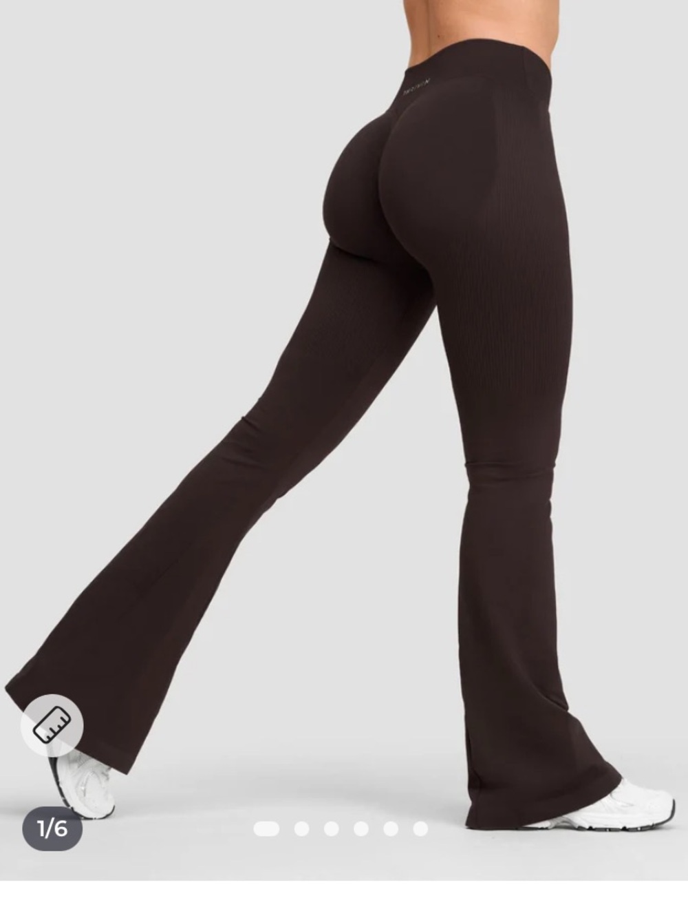 Sculpting Mid V-Waist Flare Leggings — black